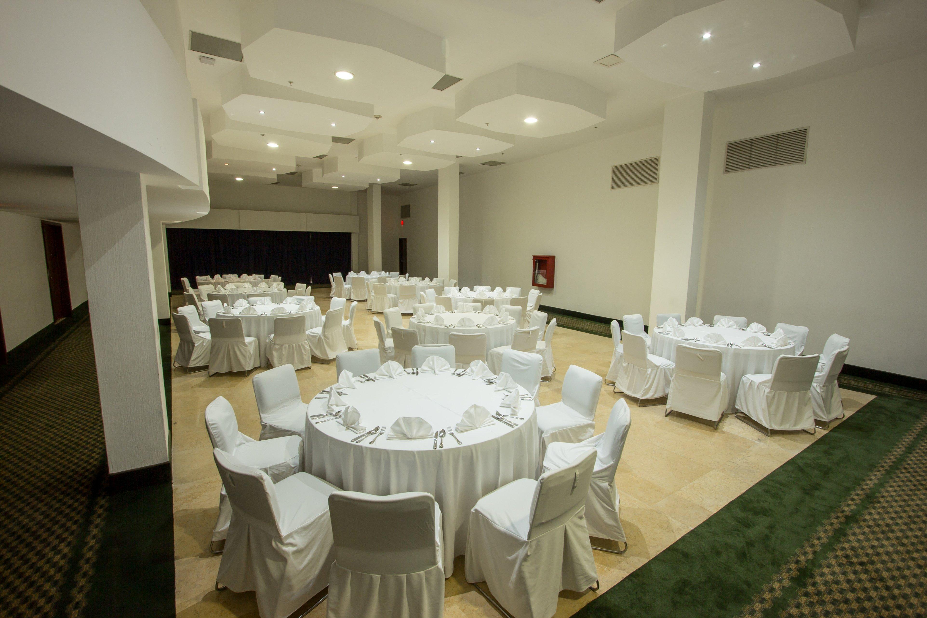 Holiday Inn Express Nuevo Laredo By Ihg Buitenkant foto